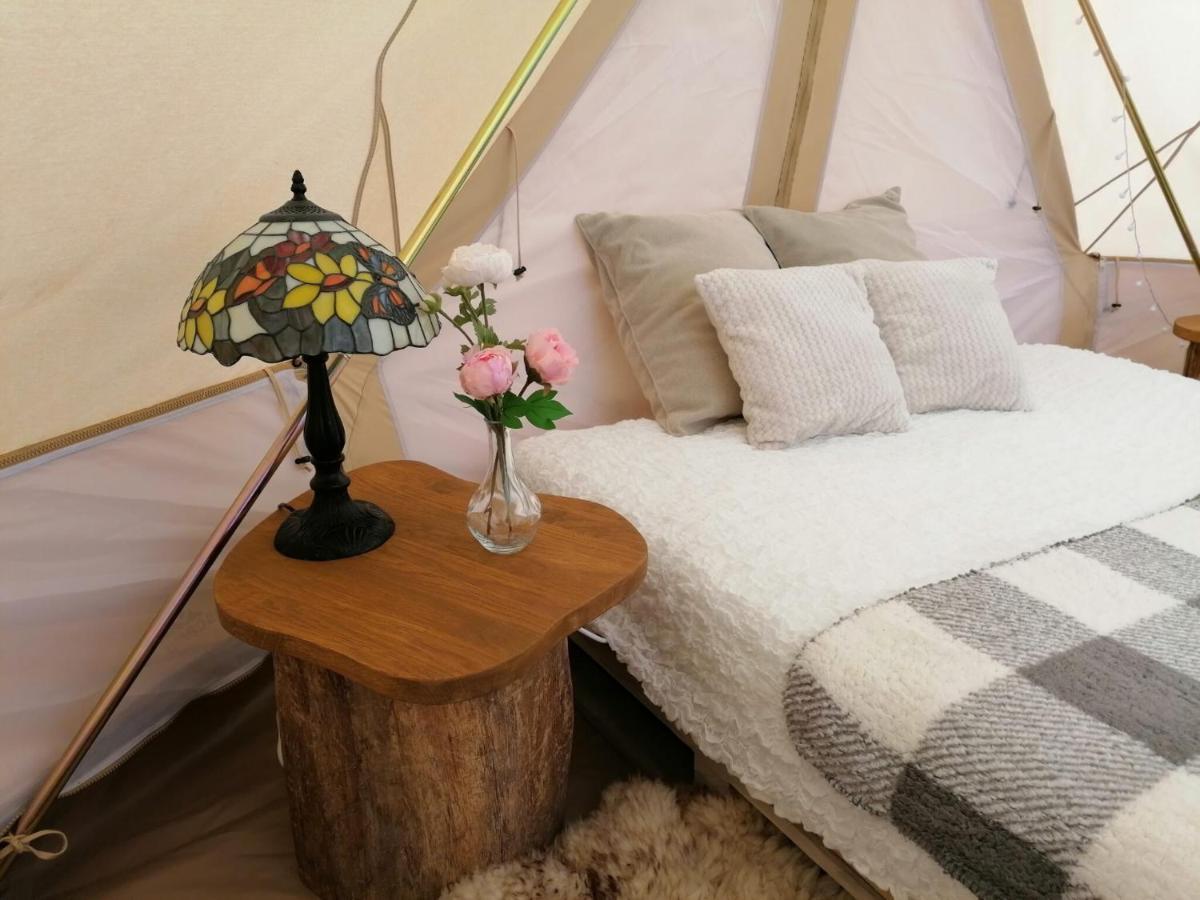 Kuusehaldja Glamping Hotell Kohila Eksteriør bilde